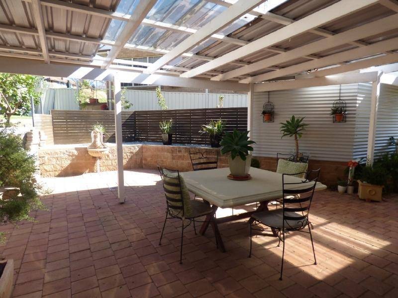 7 Campbell Street, Cootamundra NSW 2590