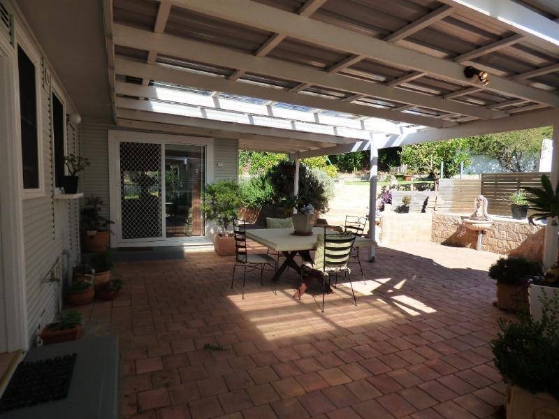 7 Campbell Street, Cootamundra NSW 2590