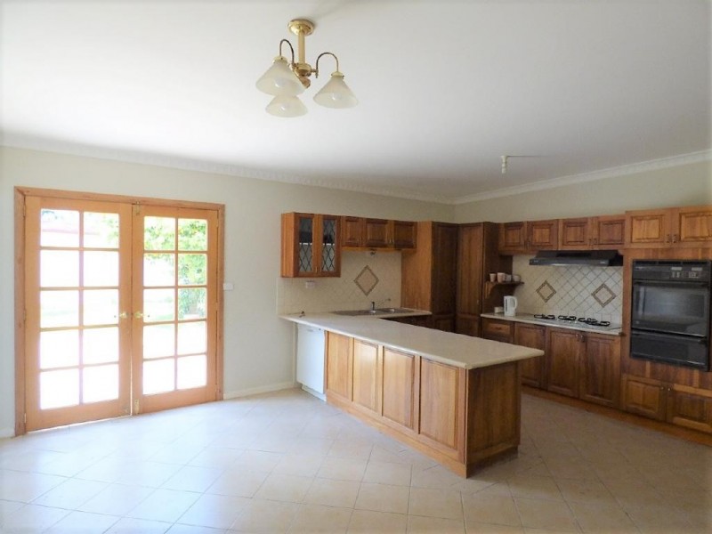 52 Murray Street, Cootamundra NSW 2590