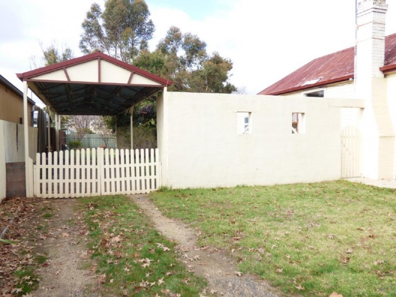 52 Murray Street, Cootamundra NSW 2590