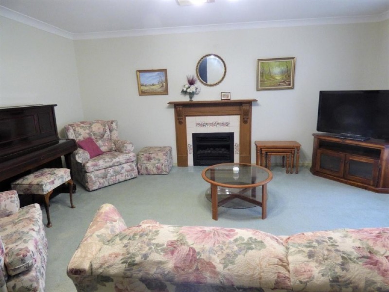 141 Hurley Street, Cootamundra NSW 2590