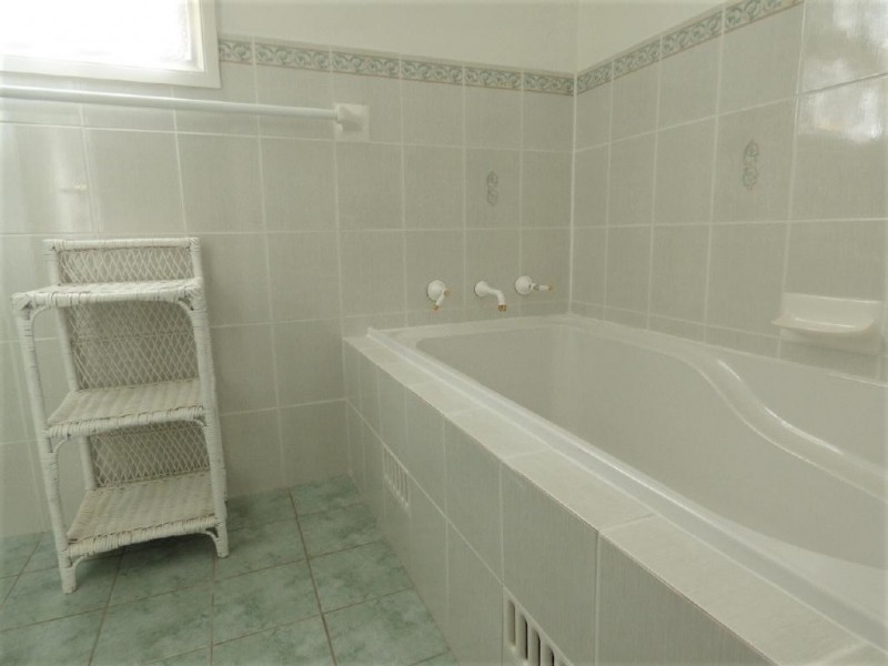 141 Hurley Street, Cootamundra NSW 2590