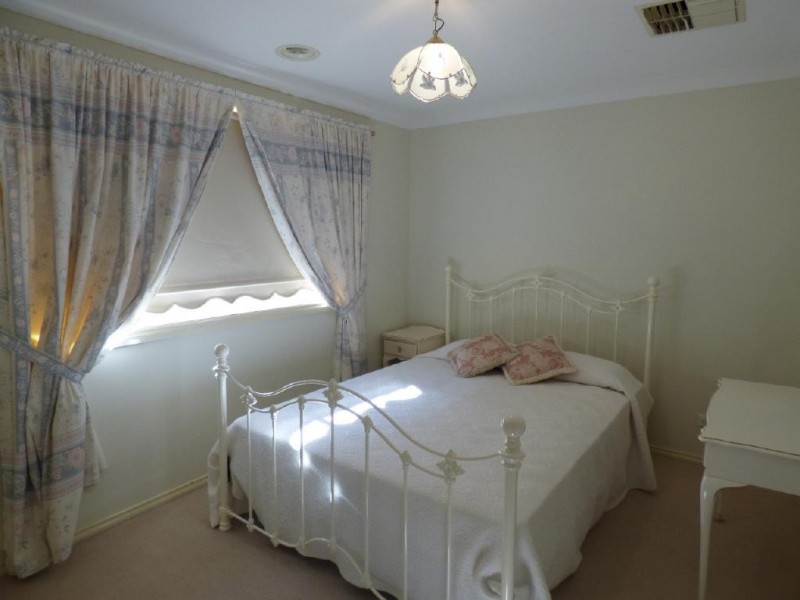 141 Hurley Street, Cootamundra NSW 2590