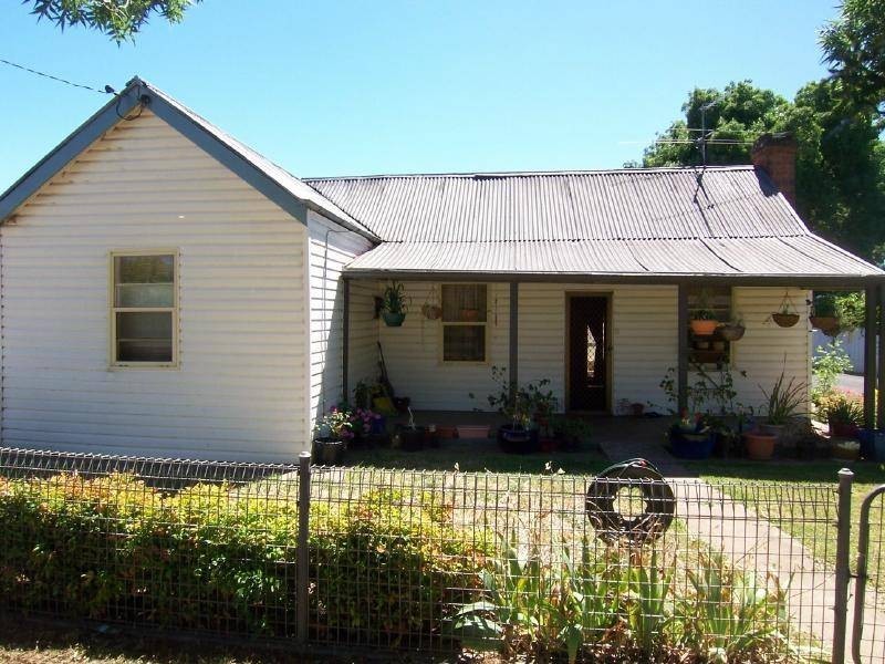 20 Gundagai Road, Cootamundra NSW 2590