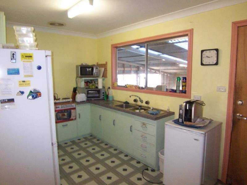 19 Troy Street, Temora NSW 2666