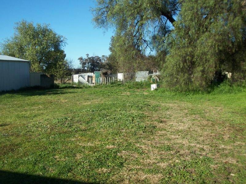 19 Troy Street, Temora NSW 2666