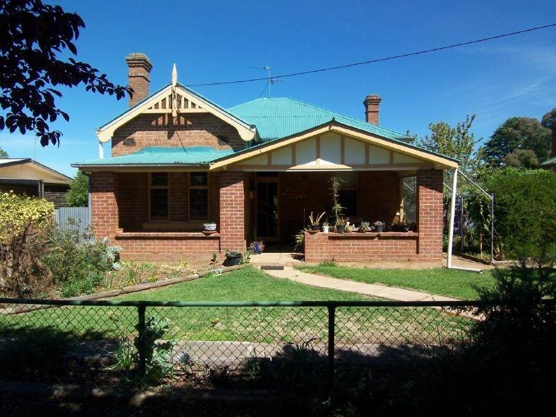 38 Florance Street, Cootamundra NSW 2590