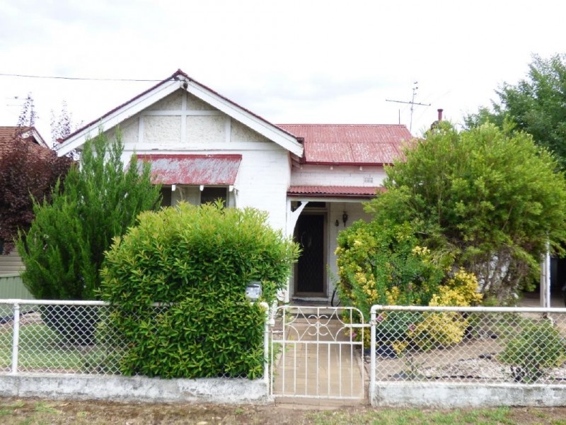 3 Ursula Street, Cootamundra NSW 2590