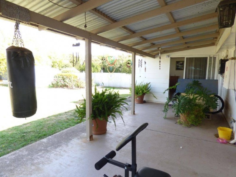 15 Hume Street, Cootamundra NSW 2590