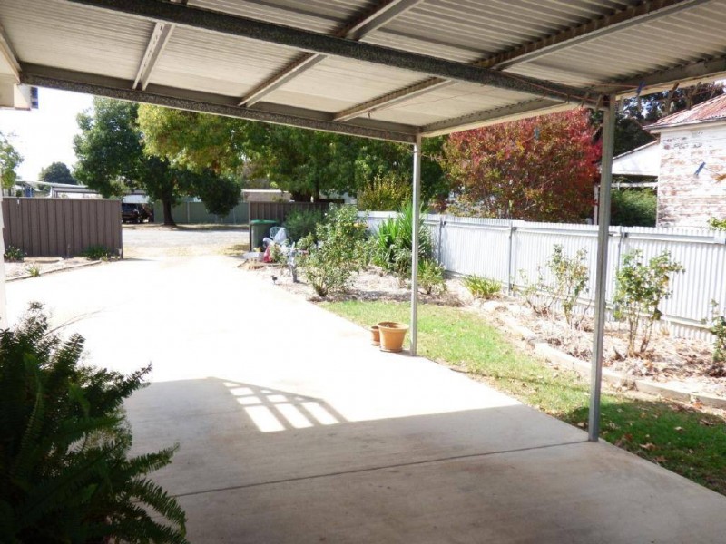 15 Hume Street, Cootamundra NSW 2590