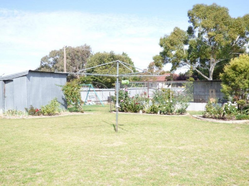 15 Hume Street, Cootamundra NSW 2590