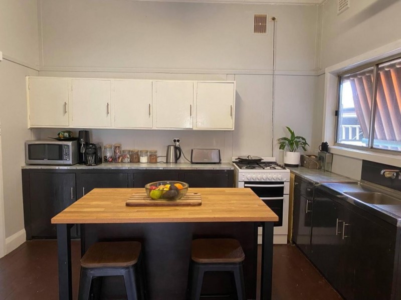 168 Sutton Street, Cootamundra NSW 2590