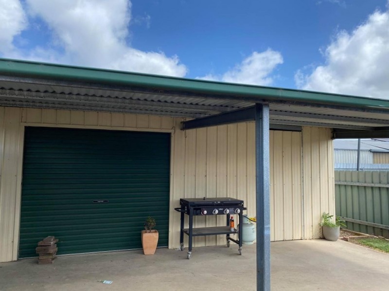 168 Sutton Street, Cootamundra NSW 2590