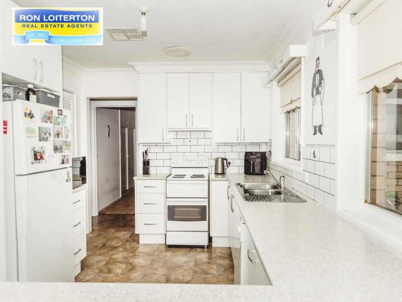 18 Northcott Avenue, Cootamundra NSW 2590