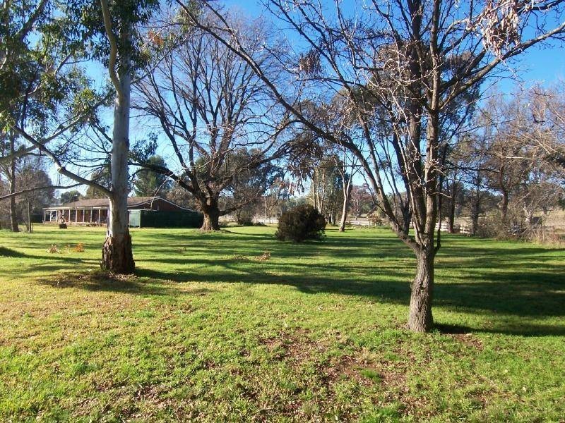 67 Rodeo Drive, Cootamundra NSW 2590