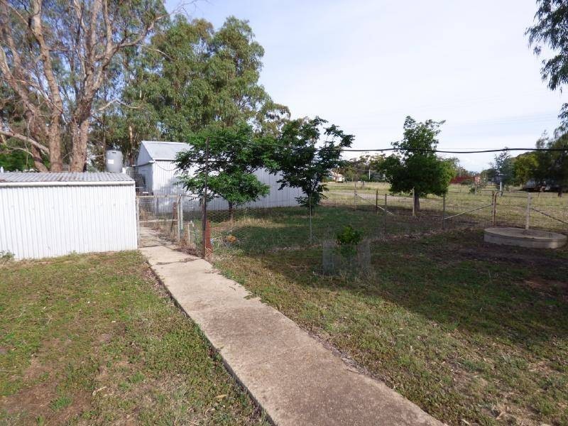 8 Commins Street, Illabo NSW 2590