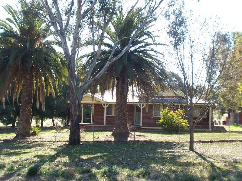 Bartley Street, Cootamundra NSW 2590