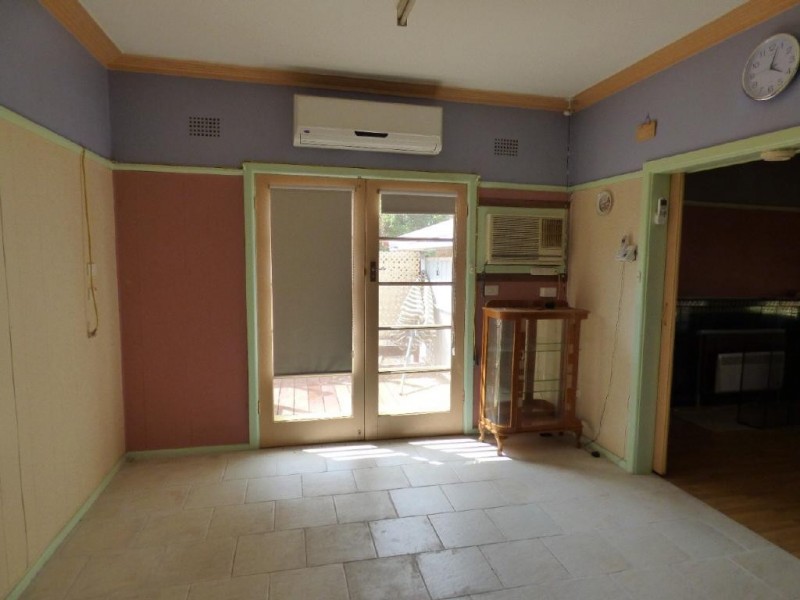 27 Williams Avenue, Cootamundra NSW 2590