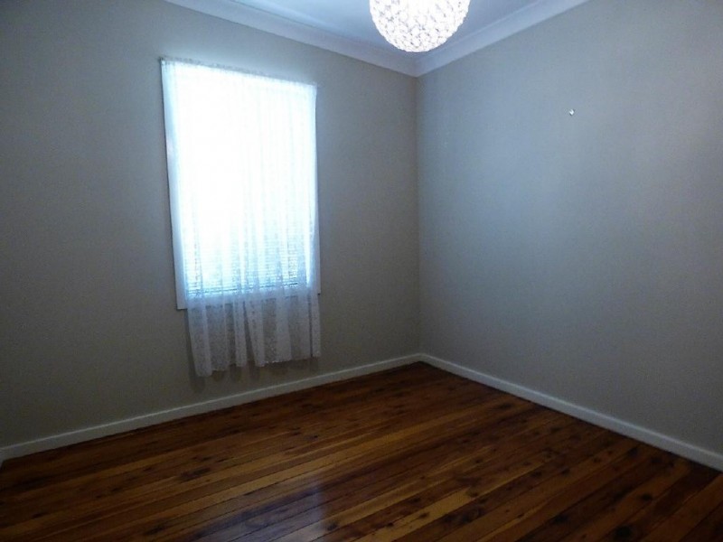 17 Gundagai Road, Cootamundra NSW 2590