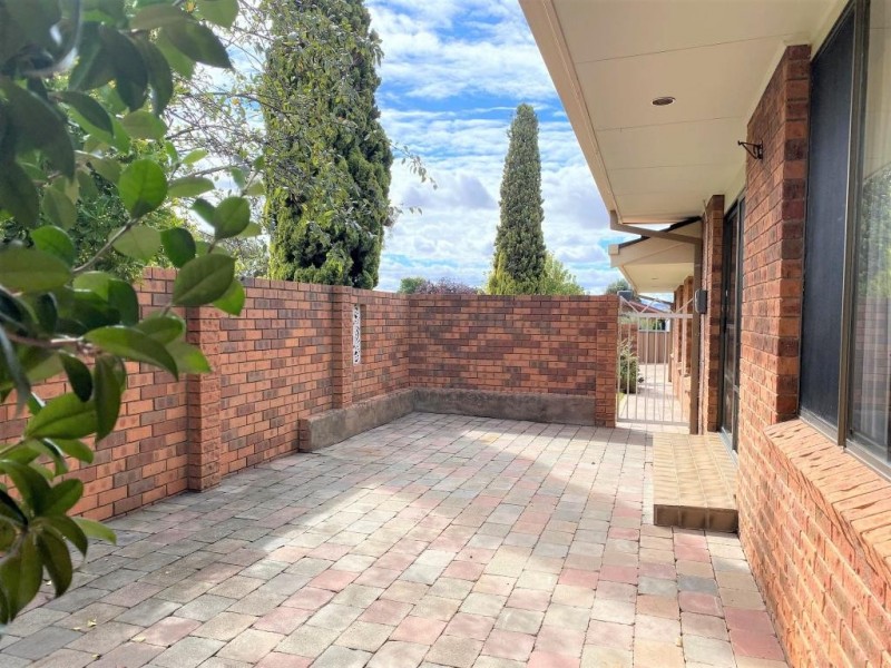 1 Minkara Avenue, Cootamundra NSW 2590