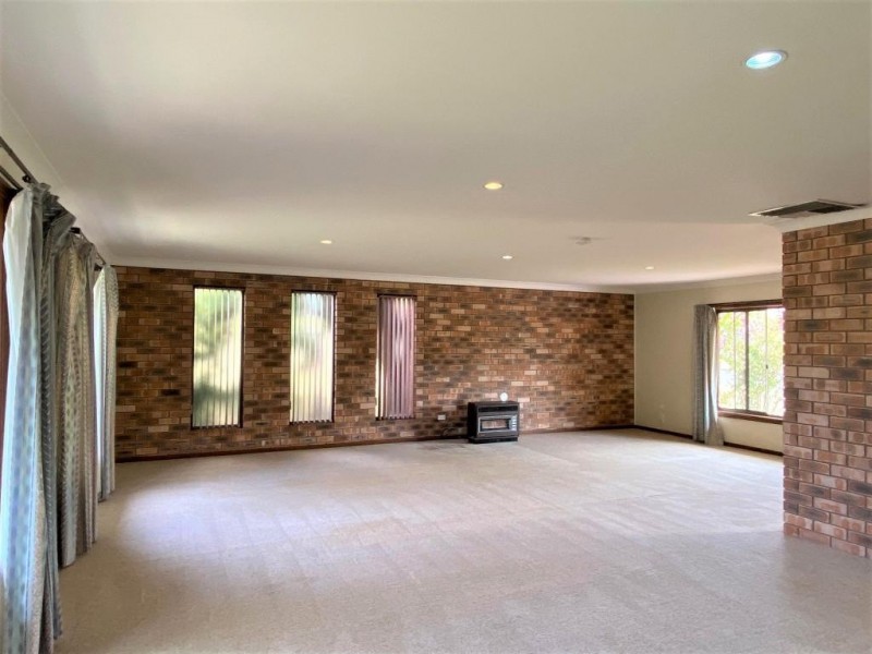 1 Minkara Avenue, Cootamundra NSW 2590