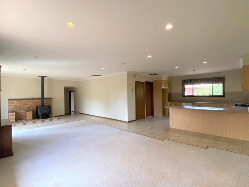 1 Minkara Avenue, Cootamundra NSW 2590