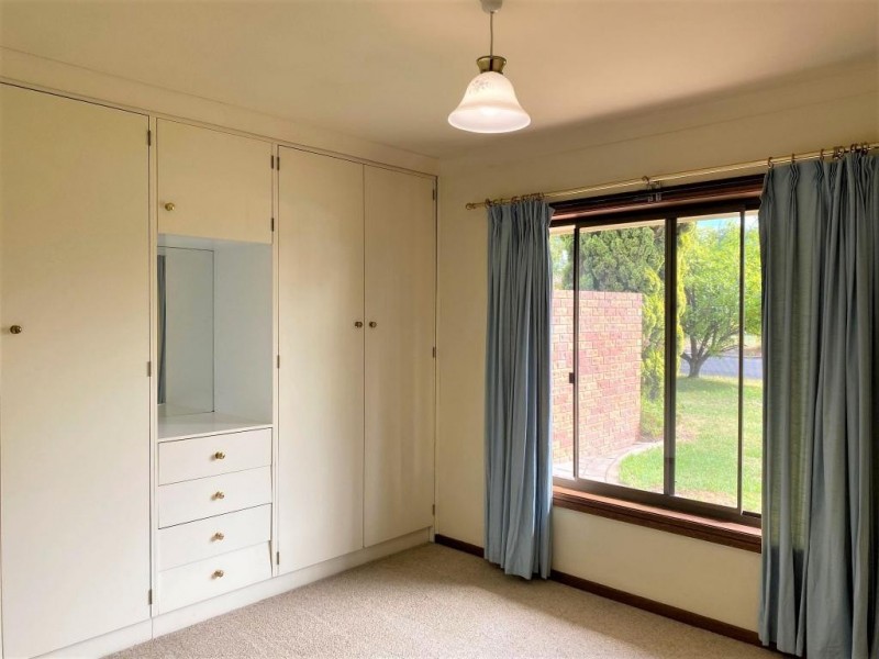 1 Minkara Avenue, Cootamundra NSW 2590