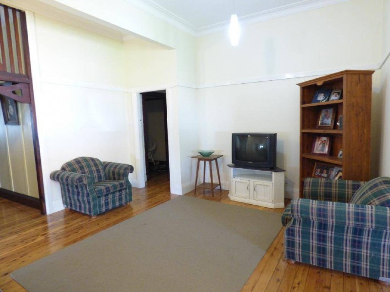 26 Murray Street, Cootamundra NSW 2590