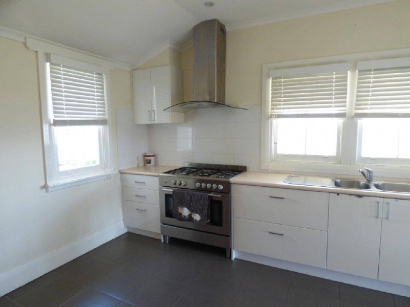 26 Murray Street, Cootamundra NSW 2590