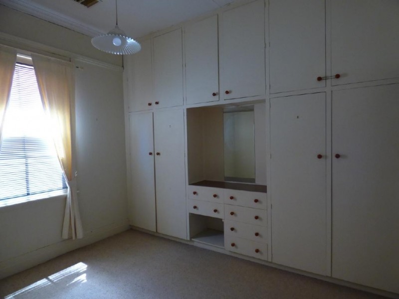 39 Hay Street, Cootamundra NSW 2590