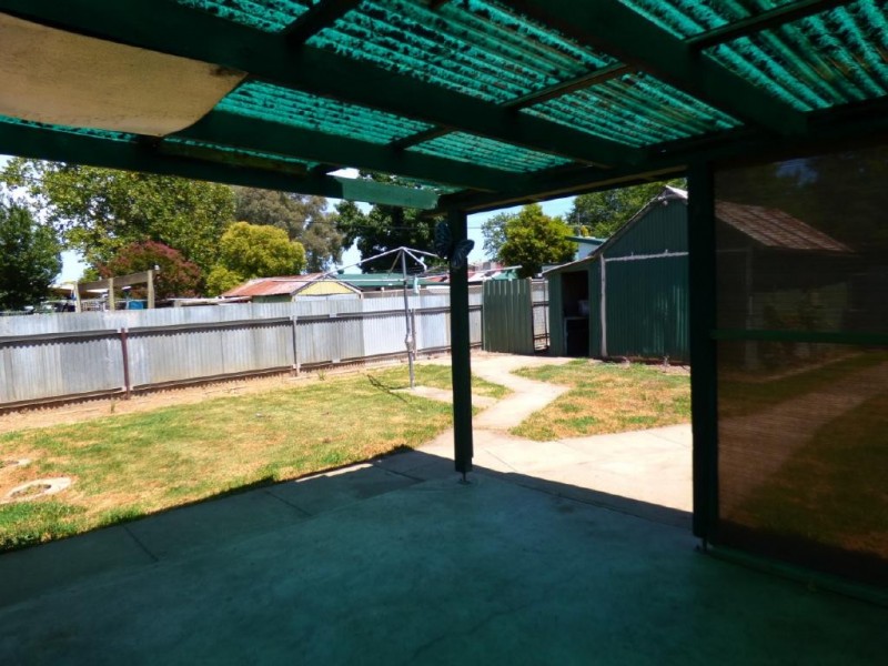 39 Hay Street, Cootamundra NSW 2590