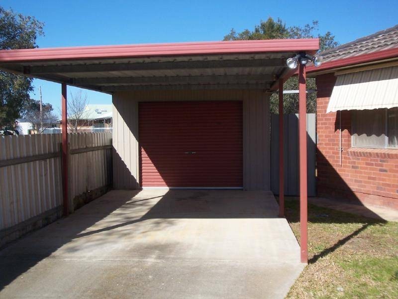 37 Cutler Avenue, Cootamundra NSW 2590
