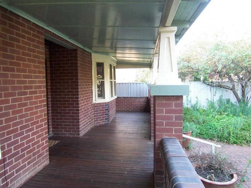 87 Thompson Street, Cootamundra NSW 2590