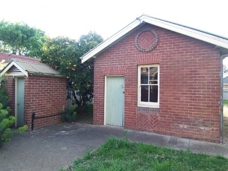 87 Thompson Street, Cootamundra NSW 2590