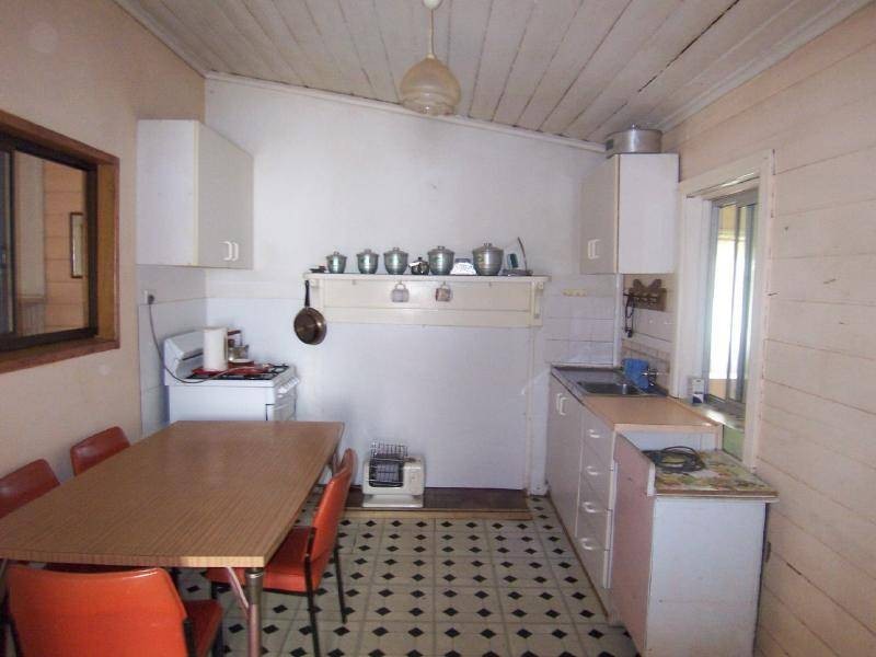 12 Yass Road, Cootamundra NSW 2590