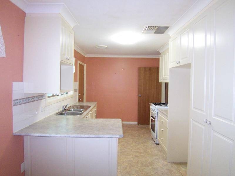 3 Elizabeth Street, Cootamundra NSW 2590