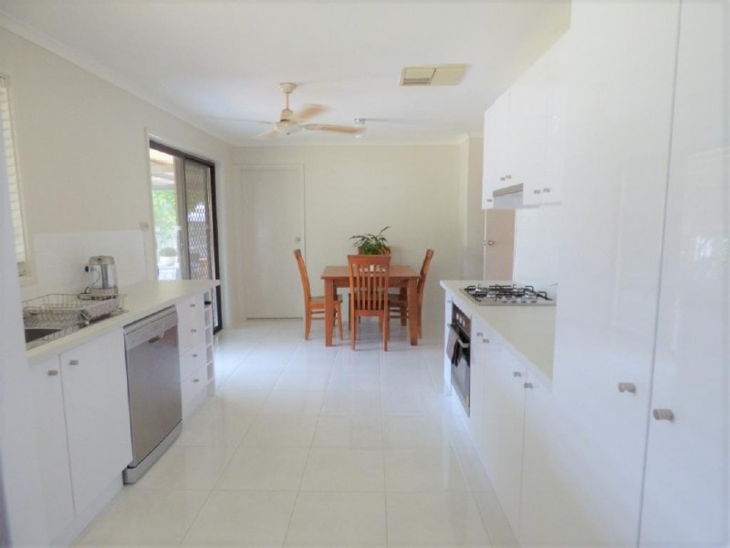 12 Coora Avenue, Cootamundra NSW 2590
