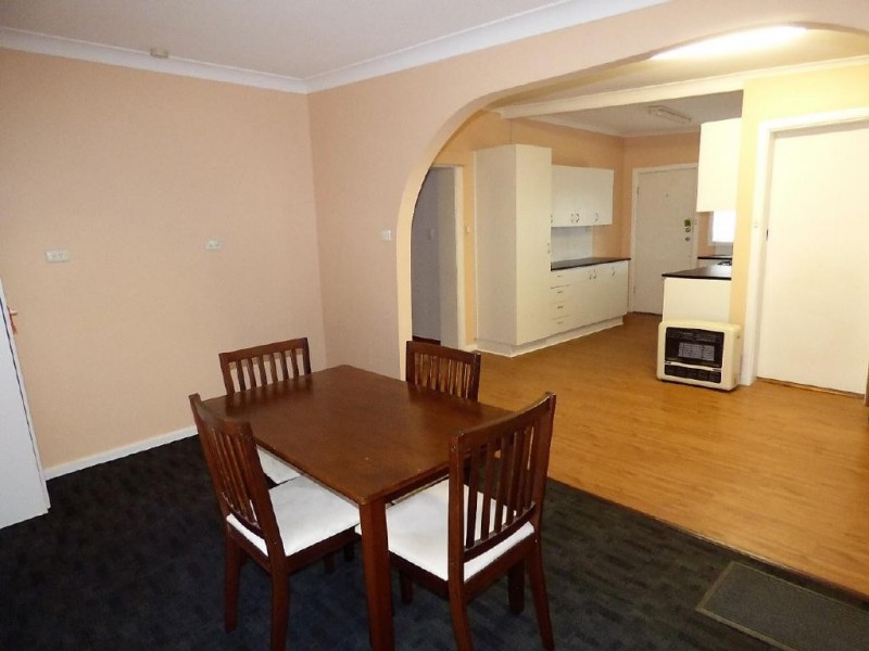 35 Sutton Street, Cootamundra NSW 2590