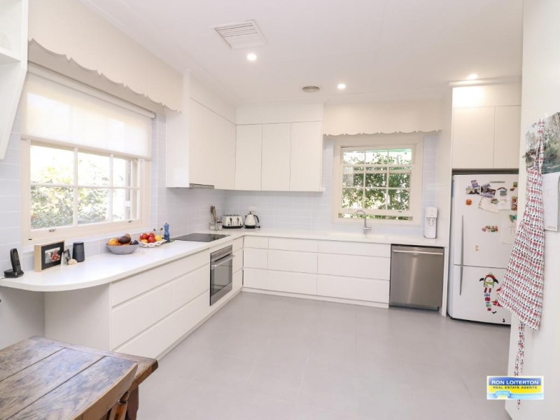 8-10 Richards Street, Cootamundra NSW 2590