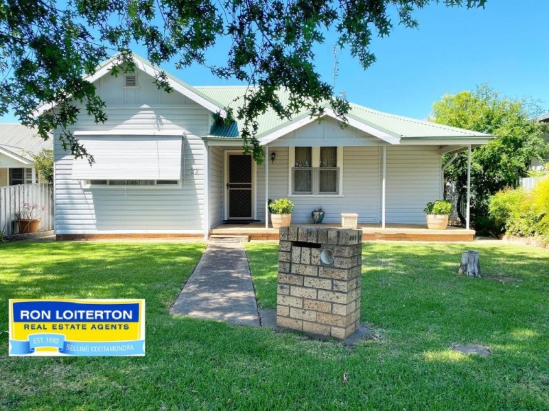 32 Congou Street, Cootamundra NSW 2590