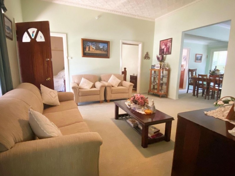 32 Congou Street, Cootamundra NSW 2590