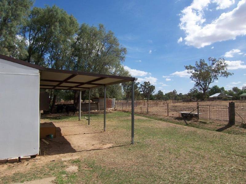 14 Hoskins Street, Stockinbingal NSW 2725