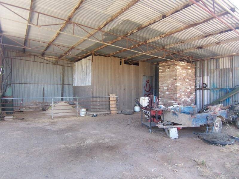 14 Hoskins Street, Stockinbingal NSW 2725