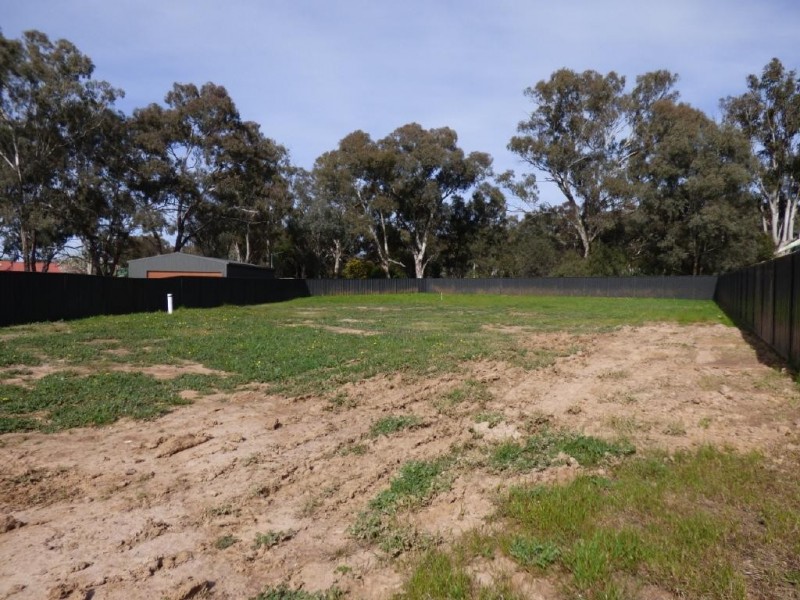 18 Keith Taylor Crescent, Cootamundra NSW 2590