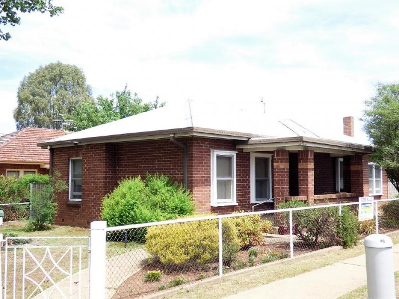 27 Murray Street, Cootamundra NSW 2590