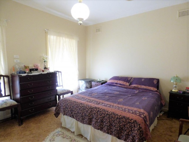 27 Murray Street, Cootamundra NSW 2590