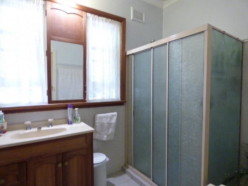 27 Murray Street, Cootamundra NSW 2590