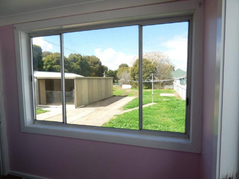 62 Berthong Street, Cootamundra NSW 2590