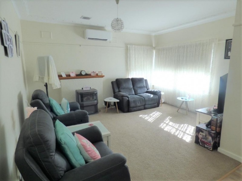 1 Hovell Street, Cootamundra NSW 2590