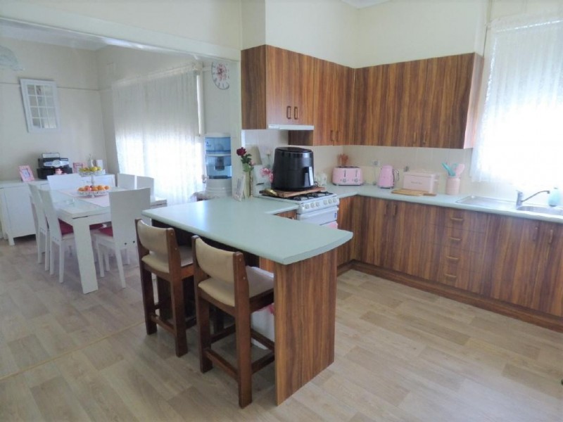 1 Hovell Street, Cootamundra NSW 2590